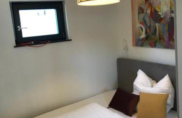 Schöne 1,5 Zimmer Wohnung mit Aussenterrasse, Nice small 1,5 room flat with an outside terrace - Foto 3