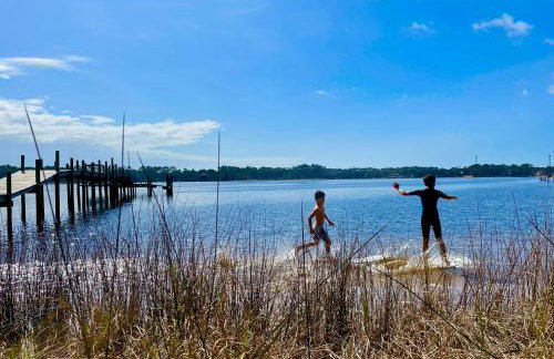 Navarre Bayhouse Retreat - Foto 28