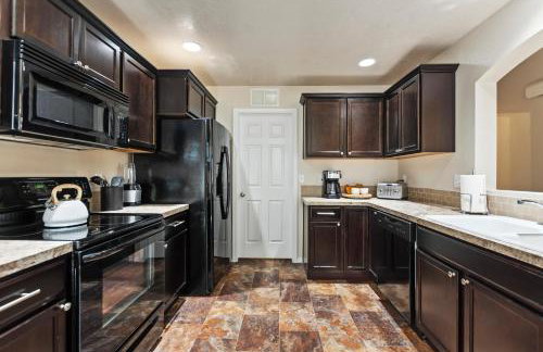 Pet Friendly Stay Sleeps 9 Pool Workspace - Foto 3