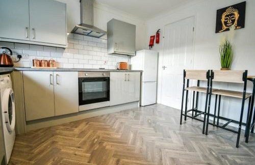 Woodcock House 3 Bedrooms Workstays UK - Photo 9