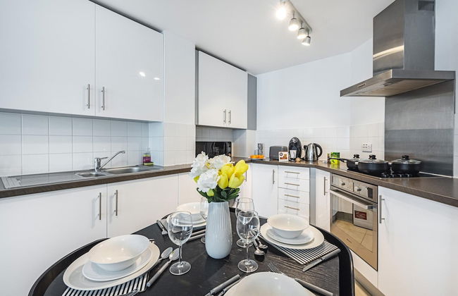 Central London 2 Bed Riverside - Foto 1