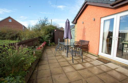 Goitre Bach Cottage - Photo 11