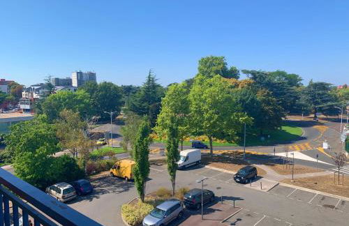 T4 Pro Groupes - 5min Airbus - 6pers - Parking - Foto 15