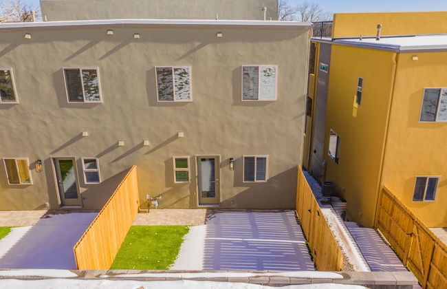 4BR Mnt Viewsmodern Urbanityrooftop Patio - Foto 53