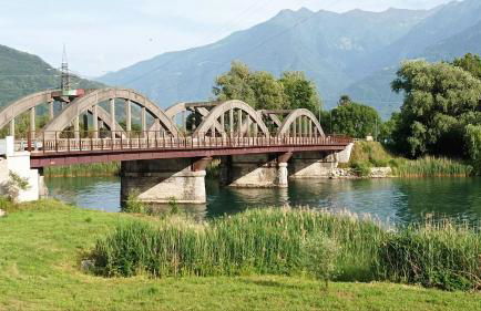 Dascio Lakefront with Private Garden and Parking - Foto 28