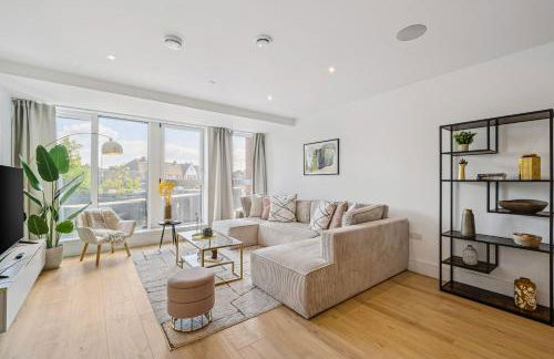 Luxury Apartment - West Wimbledon with Cinema & Game Room, Gym, Parking - Foto 14