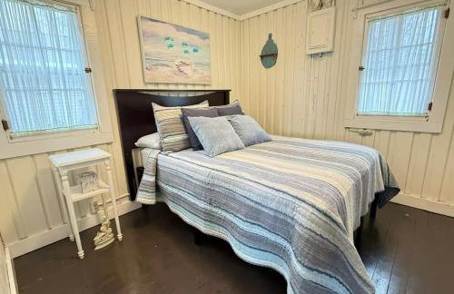 Charming Long Lake Cottage-Hot Tub-Pet Friendly-Near Alpena - Photo 13