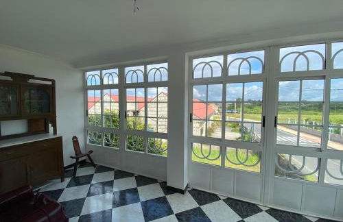 Casa con encanto amplios jardines al lado de la playa - Foto 28