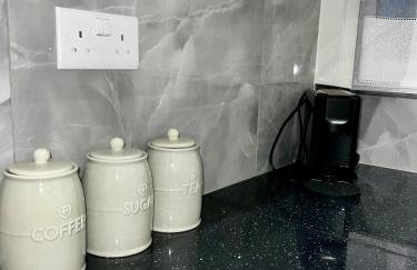 Cozy Luxurious Flat near LHR - Foto 19