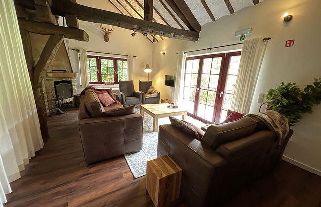 Ardennes Villa With Riverside Garden and Views - Photo 9