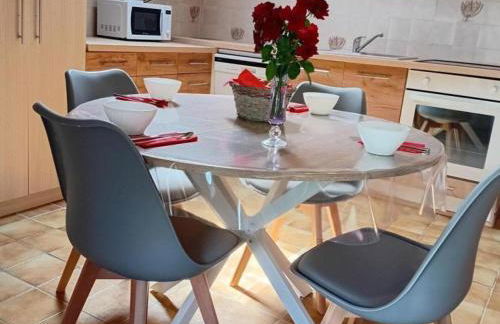 Gîte rustique à Bransat, 4 pers., nature et détente - FR-1-489-594 - Foto 2