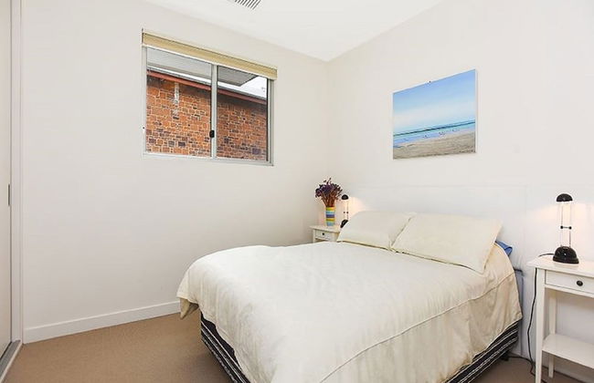 Breeze Beachfront Apartment no 1 - First Floor - Photo 5