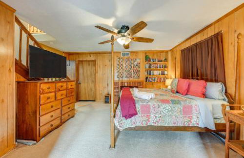 Mtn-View Home with Deck, Fire Pit and BBQ in Almond - Foto 16