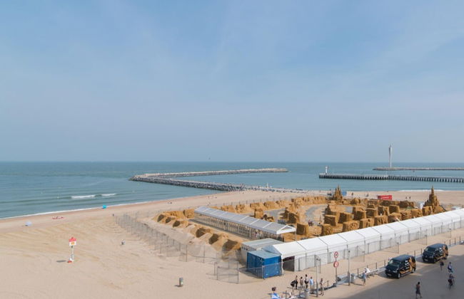 Apartment With Harbour Chanel View - Photo 26