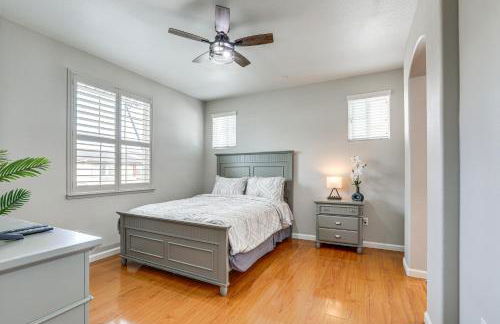 Extended-Stay Ready! Elk Grove Unit with Pool Access - Foto 15