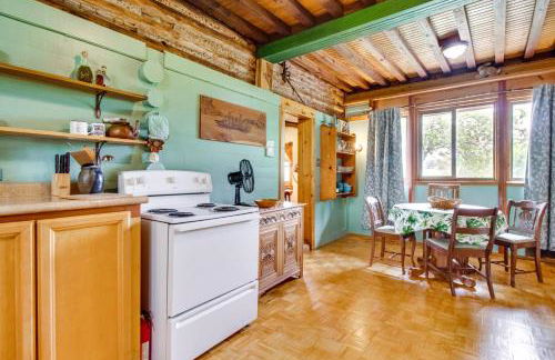 4 Mi to Historic District Calico Rock Cabin! - Foto 7