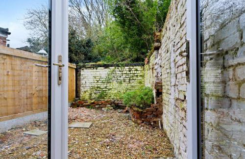 Sally’s Cottage - Uttoxeter: Close to Alton Towers - Foto 25