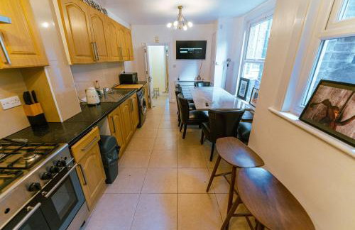 HARU RESIDENCE, Close to Tower Bridge, 6 bed House can sleep up to 16 peo - Foto 19