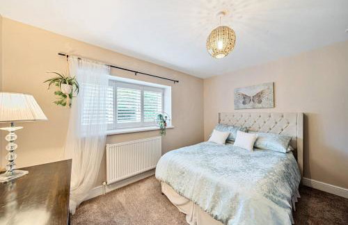 Luxurious Modern Henley Home with Pool & Hot Tub, 5 Bedrooms, Parking - Foto 9