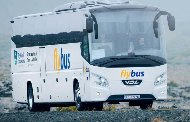 Transport de Reykjavík à l'aéroport de Keflavik - Photo 1