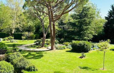 Spacieux 2 chambres 65m2 climatisé au village médiéval entre Nice et Antibes - Foto 12