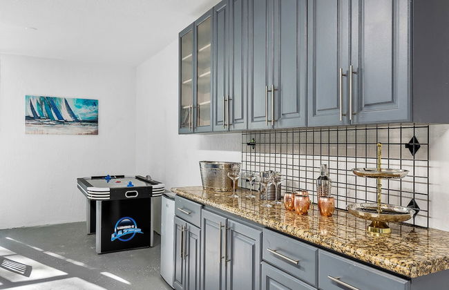 Luxurious 7-Bedroom Villa with Pool & Games - Foto 23