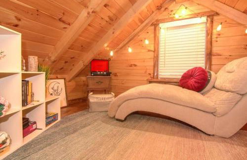 Charming Lakeview Cabin Near Geneva-On-The-Lake! - Foto 42