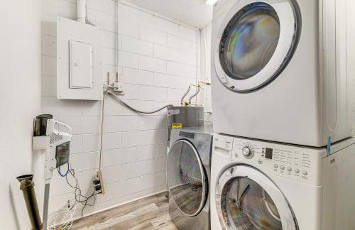 9 Mi to Legoland Family Gem with Games Galore! - Photo 22