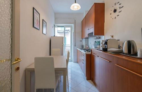 Rooma Cozy House Rebibbia - Metro B line - Foto 3