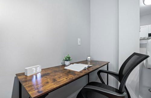 Luxury King Bed Suite - Pool - Gym - Parking - Foto 22