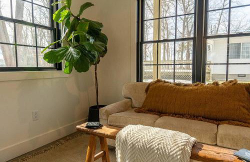 The DougOut Steps from Douglas Beach! - Foto 13