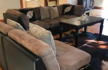 Luxurious 3 BD in Culver City with POOL &HOT SPA - Photo 18