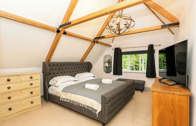 Lodge Farm - Stunning 3 BD with Garden - Foto 3