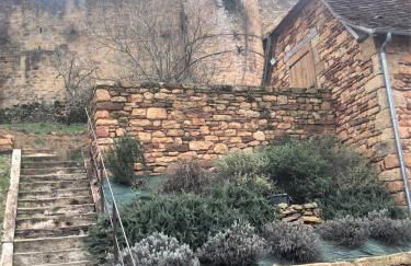 Maison de tuiles au pieds du château de Castelnau - Foto 6