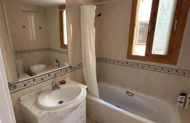 3 habitaciones, gran terraza - Photo 17