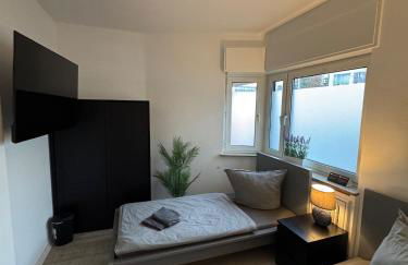 Frankfurter 21 Haus - 2 WE, 2 Küchen, 2 Bäder, 6 SZ, 19 Betten - Foto 11