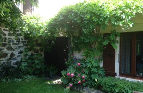 Ferme restaurée avec jardin clos et terrasse, proche Puy en Velay - FR-1-582-271 - Foto 16