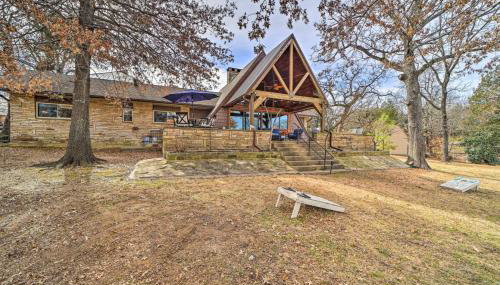 Lakeside Haven with Sandy Beach, Sleeps 12, 3 Bath - Foto 3