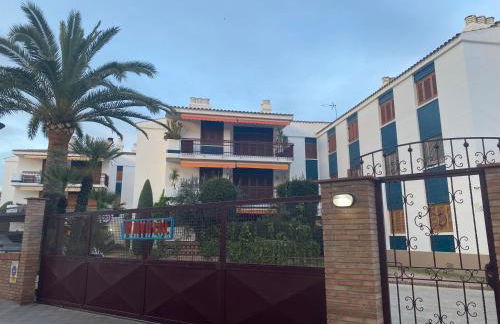 Precioso apartamento con piscina Urbanización Playazul - Photo 16