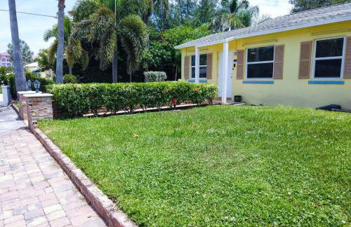 The Beach House at Seascape Steps from the Beach, Marina and Shops! - Foto 38