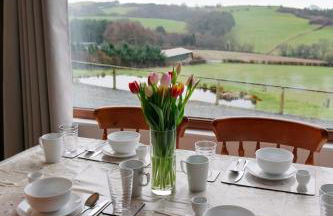 Vale Farm Cottages - Photo 28