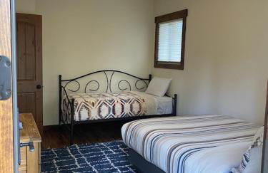 Family Friendly, Pet Friendly, New Build, 20 mi to Breckenridge - Lamplighter Lodge - Foto 15