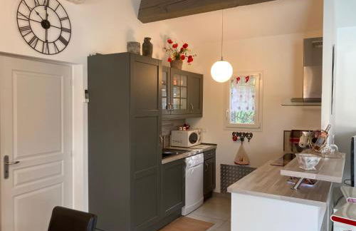 Les Hauts d'Eyragues gite Rêverie Meublé classé 4 étoiles - Foto 18