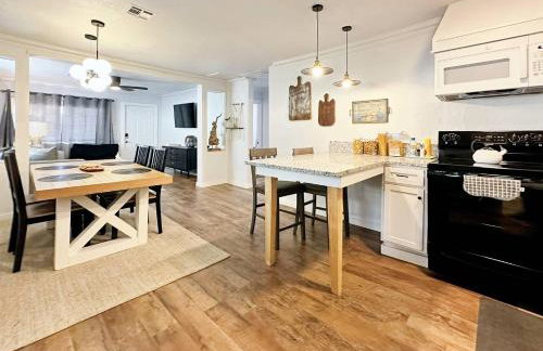 2br-newly Renovated Full Kitchen-3 Mins Asia Dist - Foto 2