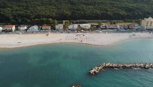 the house of friends - Foto 1