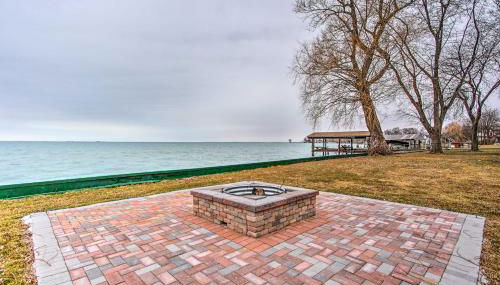 Waterfront Home with Shared Dock on Lake St Clair! - Foto 4
