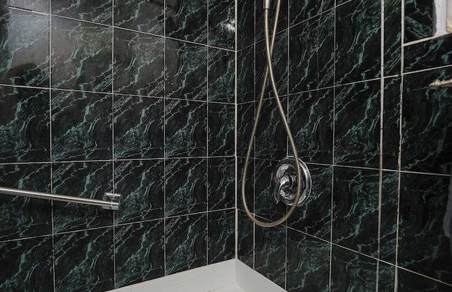 The Bergen Nest 2BR - Photo 29