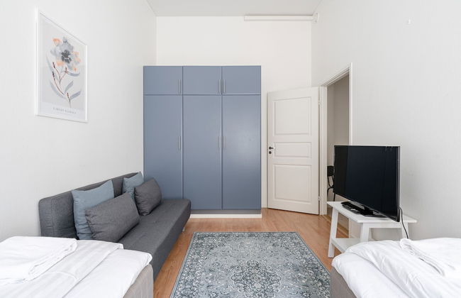 Historical 3BR Downtown Apartment with Sauna - Foto 5