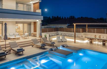 Cantouni Villa, Luxury 5BR Retreat with Pool & Jacuzzi Near Town by Villa Mana Gers - Photo 10
