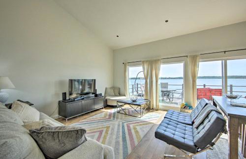 Modern Cedar Creek Lake Retreat with Panoramic View! - Foto 6